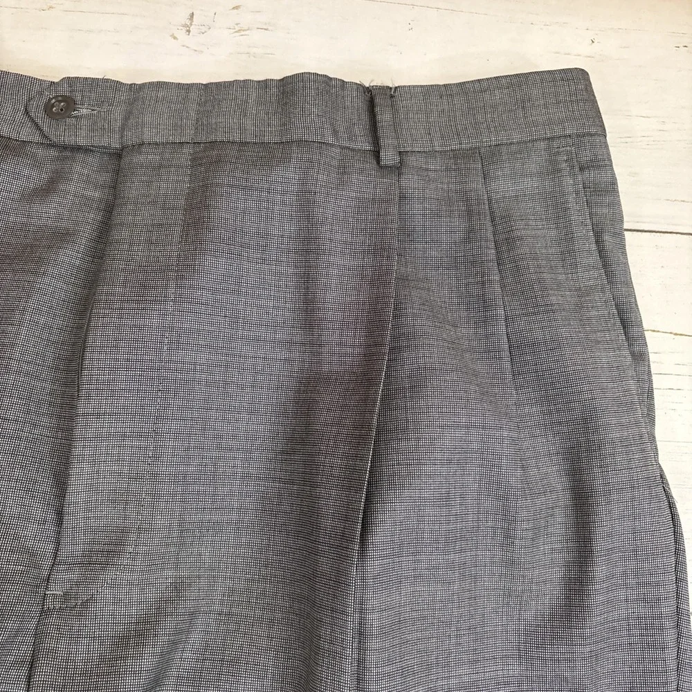 Hart Schaffner Marx Suit Gray Solid 46L 40W 30I